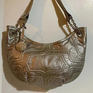 Stuart weitzman silver quilted metallic leather shoulder handbag
